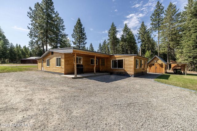 280 Al's Welding Rd, Spirit Lake, ID 83869