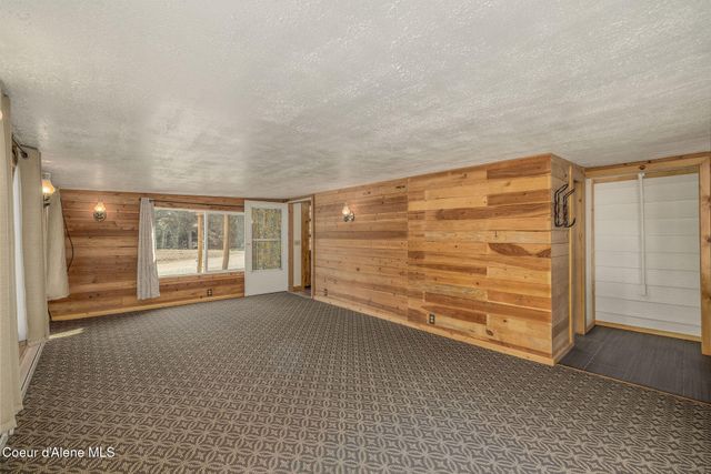 280 Al's Welding Rd, Spirit Lake, ID 83869
