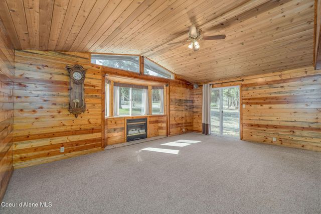 280 Al's Welding Rd, Spirit Lake, ID 83869