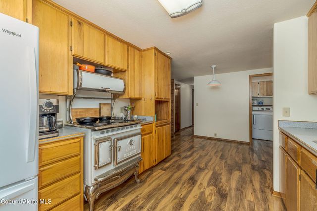 280 Al's Welding Rd, Spirit Lake, ID 83869