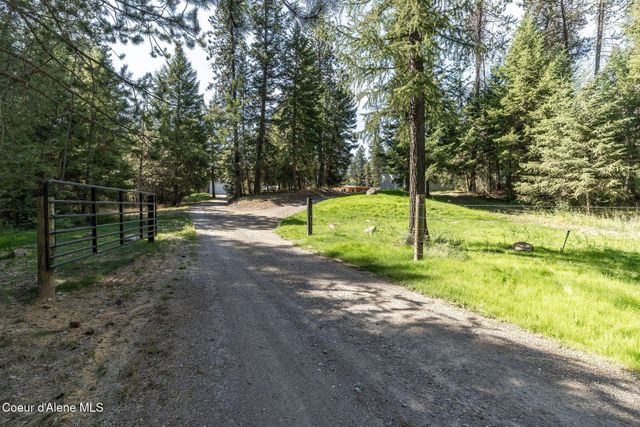 280 Al's Welding Rd, Spirit Lake, ID 83869