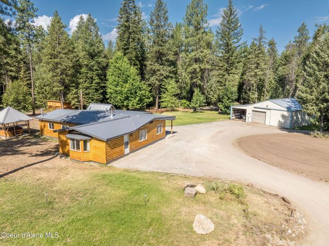 280 Al's Welding Rd, Spirit Lake, ID 83869