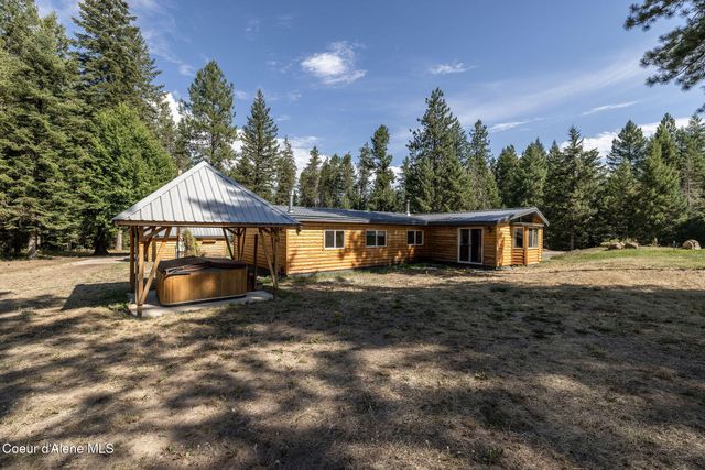 280 Al's Welding Rd, Spirit Lake, ID 83869