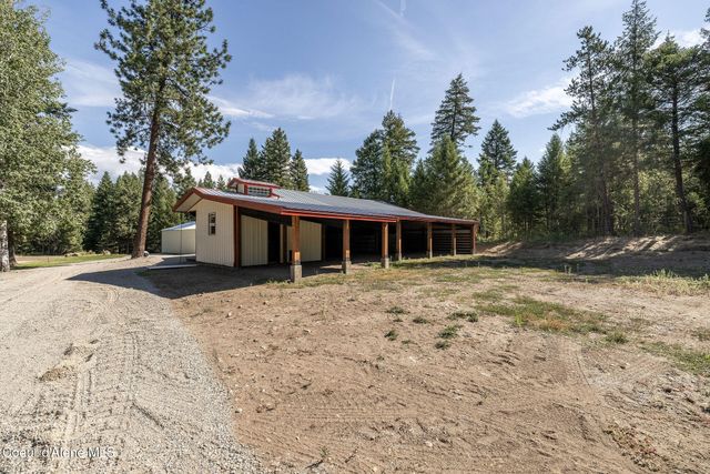 280 Al's Welding Rd, Spirit Lake, ID 83869