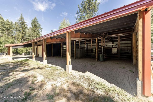280 Al's Welding Rd, Spirit Lake, ID 83869