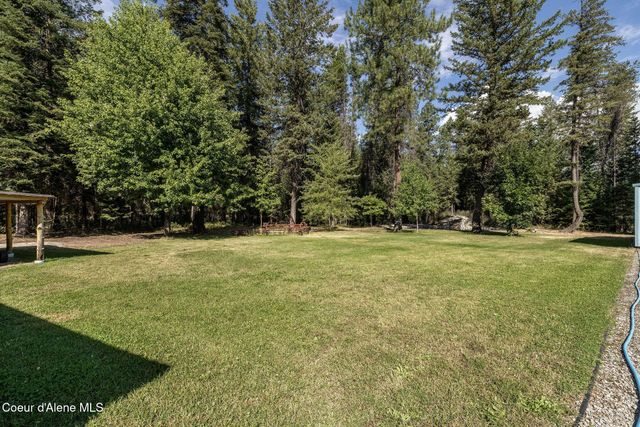280 Al's Welding Rd, Spirit Lake, ID 83869