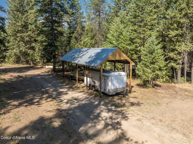 280 Al's Welding Rd, Spirit Lake, ID 83869