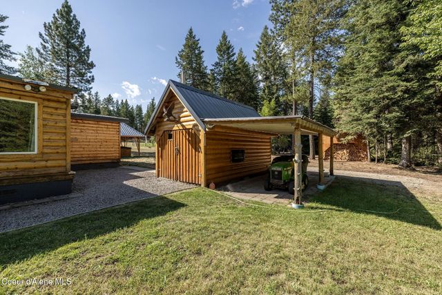 280 Al's Welding Rd, Spirit Lake, ID 83869