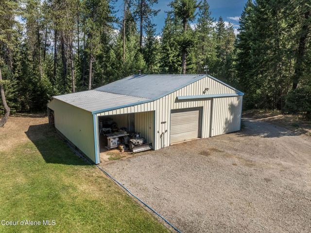 280 Al's Welding Rd, Spirit Lake, ID 83869