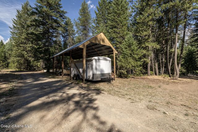 280 Al's Welding Rd, Spirit Lake, ID 83869