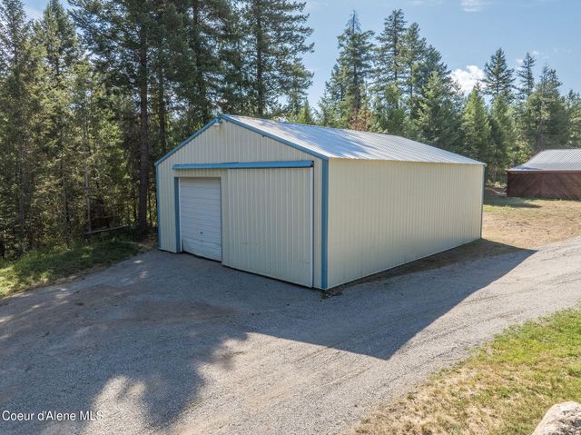 280 Al's Welding Rd, Spirit Lake, ID 83869