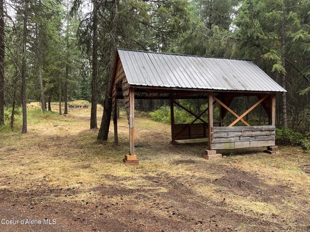 280 Al's Welding Rd, Spirit Lake, ID 83869