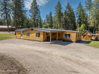 280 Al's Welding Rd, Spirit Lake, ID 83869