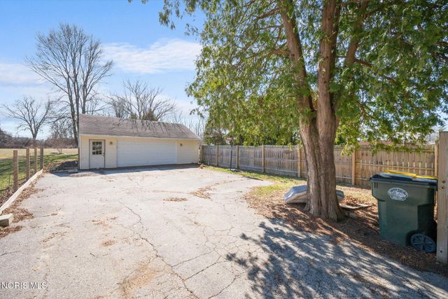 11215 Waterville Street, Whitehouse, OH 43571