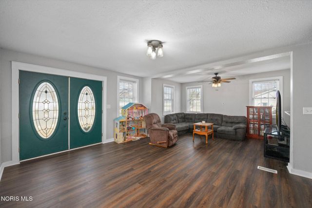 11215 Waterville Street, Whitehouse, OH 43571