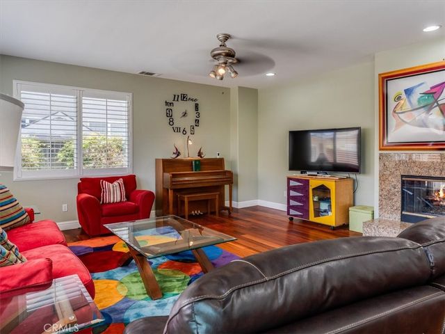 718 Annie, Santa Maria, CA 93455