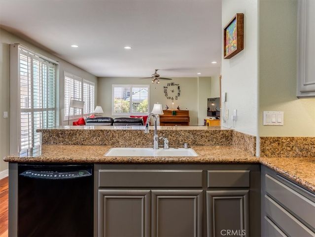 718 Annie, Santa Maria, CA 93455