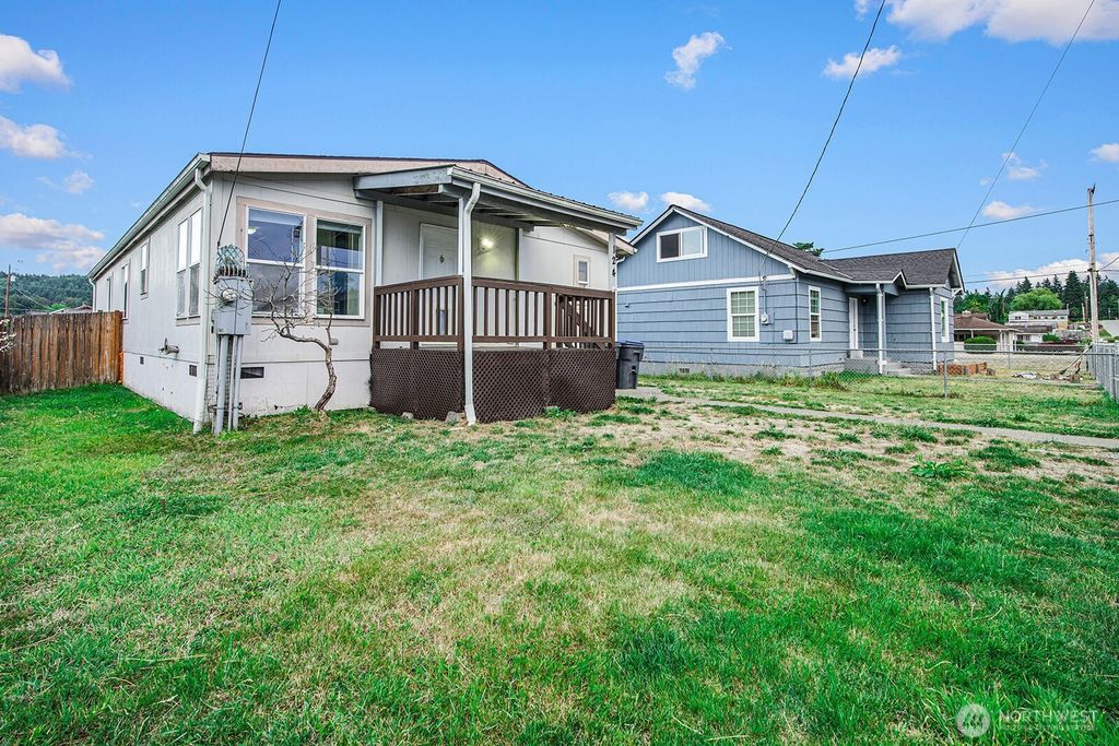 124 S 6th Street, Mccleary, WA 98557