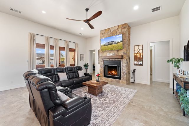 14346 Quail Lane, Terrell, TX 75160