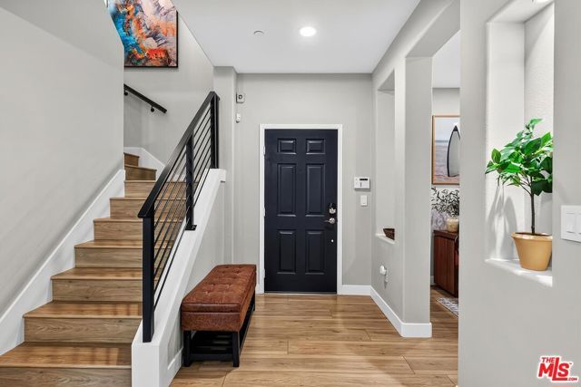13080 Pacific 123, Los Angeles, CA 90094