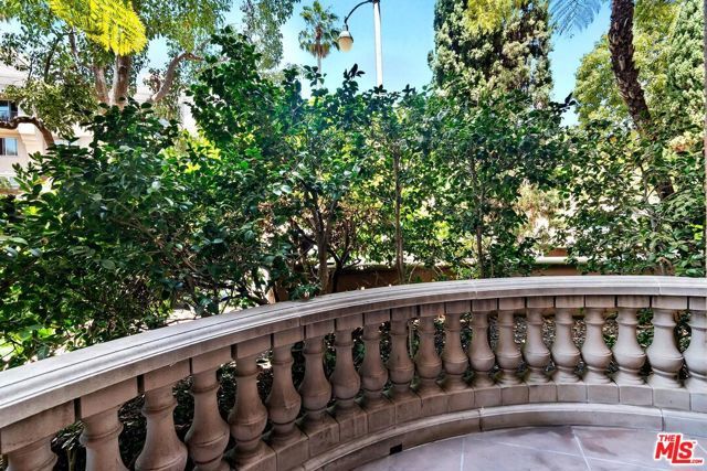 13080 Pacific 123, Los Angeles, CA 90094