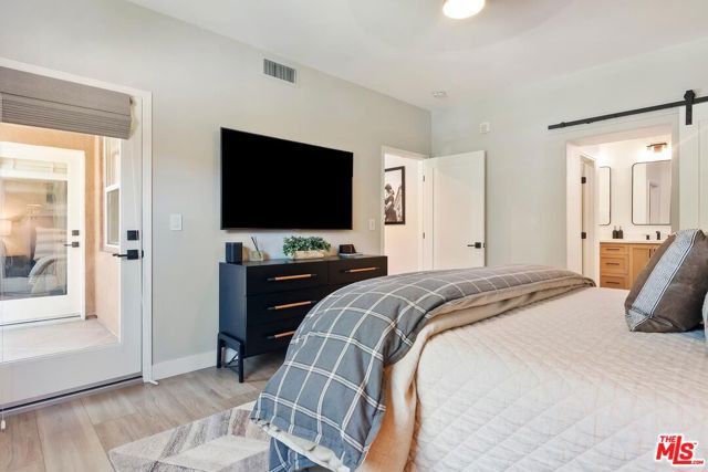 13080 Pacific 123, Los Angeles, CA 90094