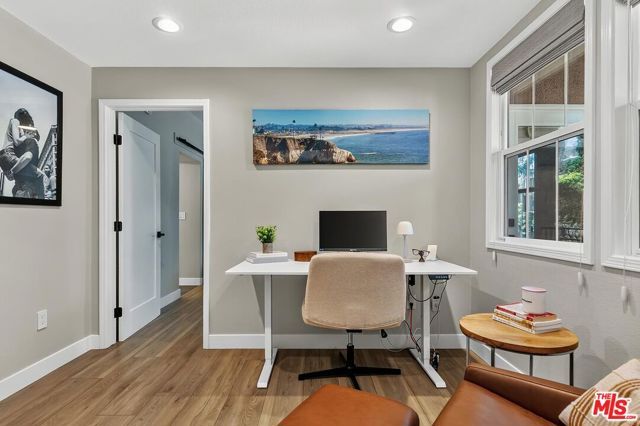 13080 Pacific 123, Los Angeles, CA 90094