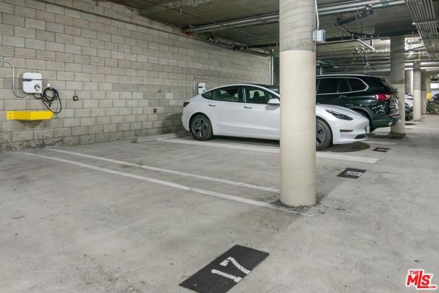 13080 Pacific 123, Los Angeles, CA 90094