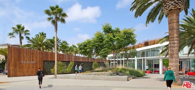 13080 Pacific 123, Los Angeles, CA 90094