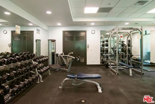 13080 Pacific 123, Los Angeles, CA 90094