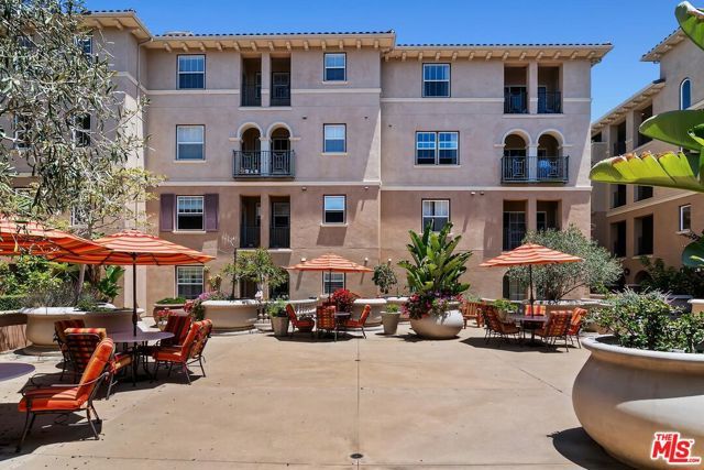 13080 Pacific 123, Los Angeles, CA 90094