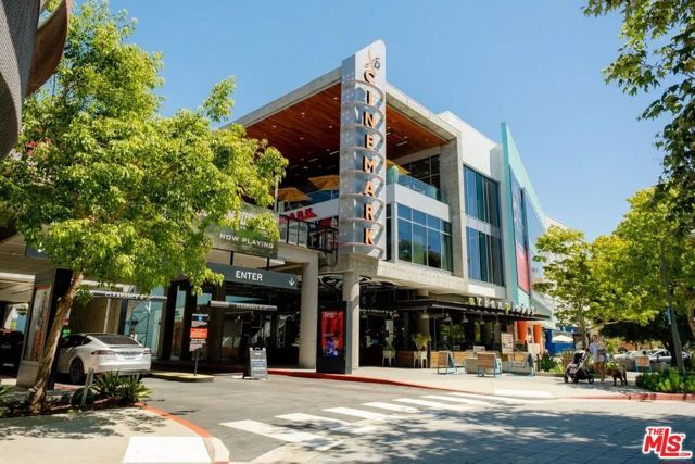 13080 Pacific 123, Los Angeles, CA 90094