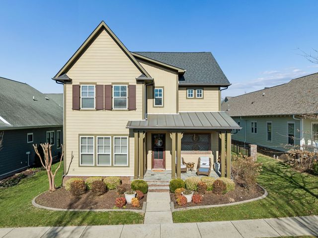 3104 Hazelton Dr, Thompsons Station, TN 37179