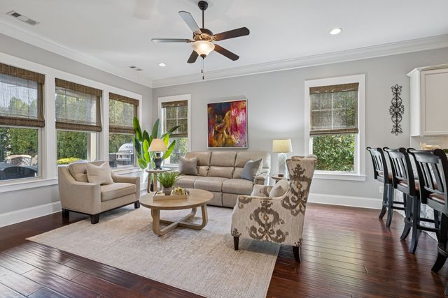 3104 Hazelton Dr, Thompsons Station, TN 37179