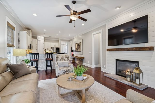 3104 Hazelton Dr, Thompsons Station, TN 37179