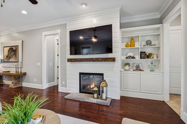 3104 Hazelton Dr, Thompsons Station, TN 37179