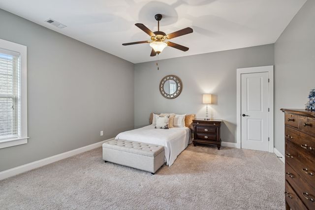 3104 Hazelton Dr, Thompsons Station, TN 37179