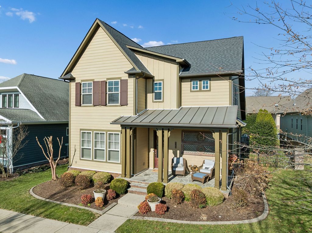 3104 Hazelton Dr, Thompsons Station, TN 37179