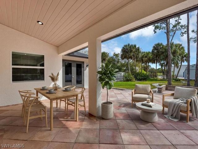 6070 Lancewood WAY, Naples, FL 34116