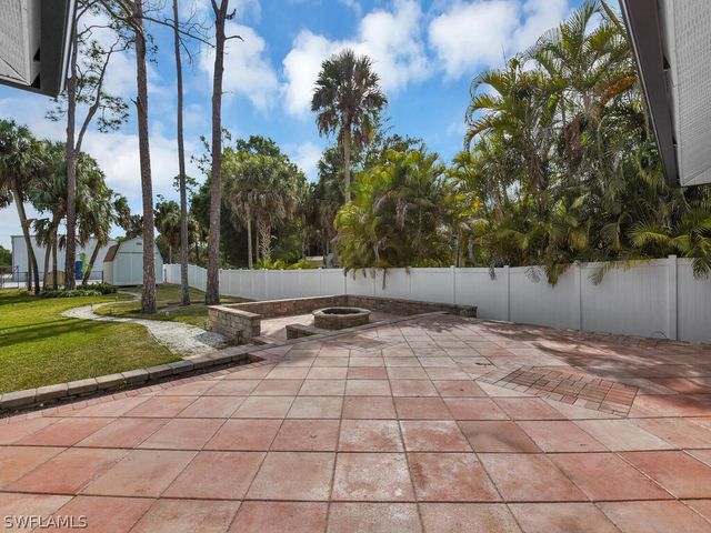 6070 Lancewood WAY, Naples, FL 34116
