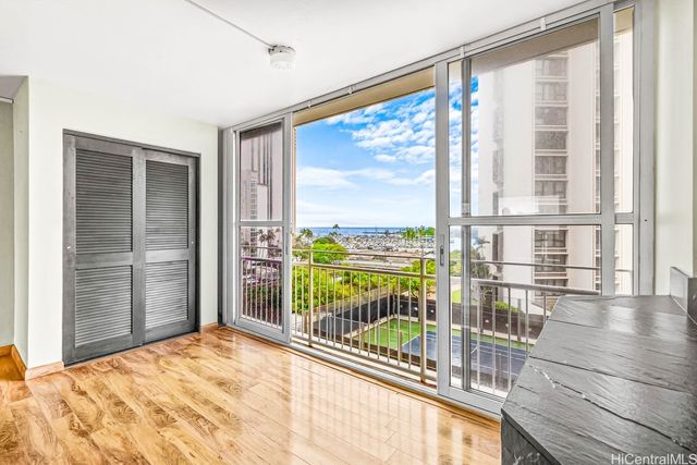 419 A Atkinson Drive 806, Honolulu, HI 96814