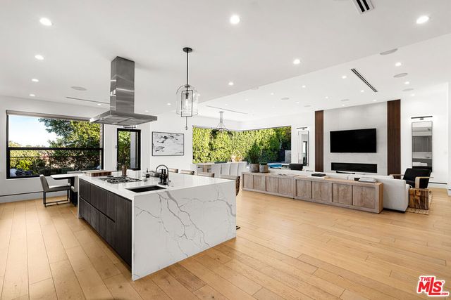 16366 Sloan Drive, Los Angeles, CA 90049