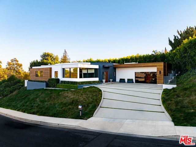 16366 Sloan Drive, Los Angeles, CA 90049