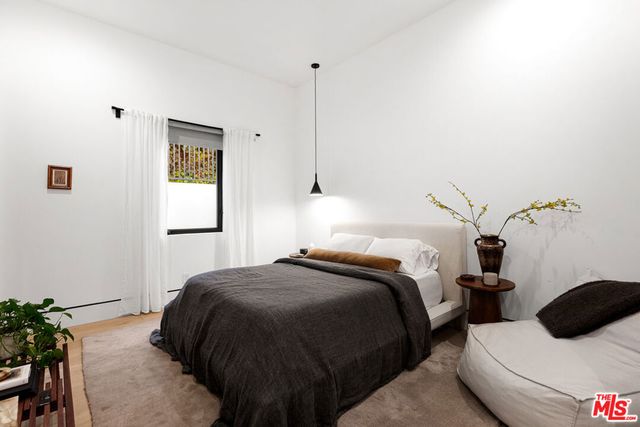 16366 Sloan Drive, Los Angeles, CA 90049