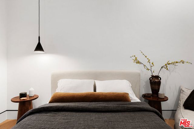 16366 Sloan Drive, Los Angeles, CA 90049