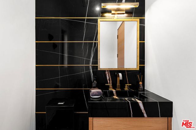 16366 Sloan Drive, Los Angeles, CA 90049