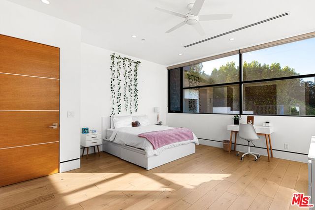 16366 Sloan Drive, Los Angeles, CA 90049