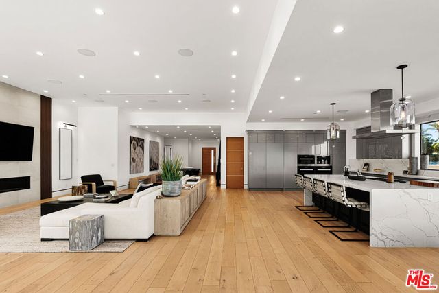 16366 Sloan Drive, Los Angeles, CA 90049