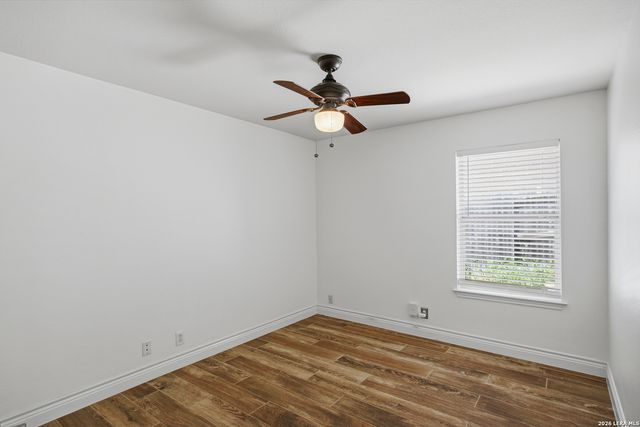 6127 OAKWOOD TRL, San Antonio, TX 78249