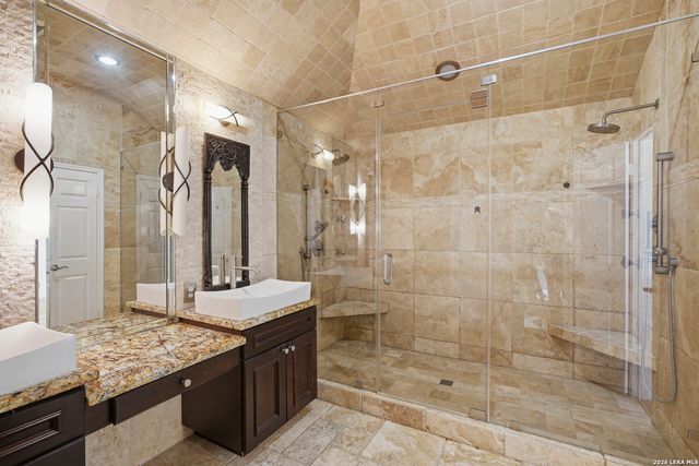 6127 OAKWOOD TRL, San Antonio, TX 78249